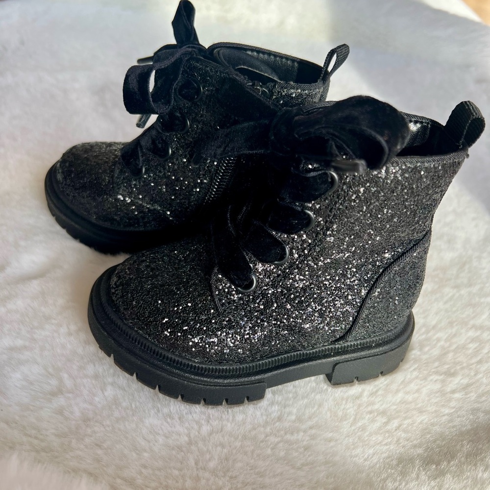 SOLD!  Cat & Jack Sparkly Black Toddler Boots ~ Size 5